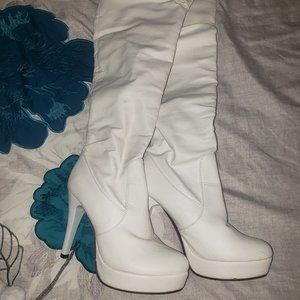 Knee highheel boots